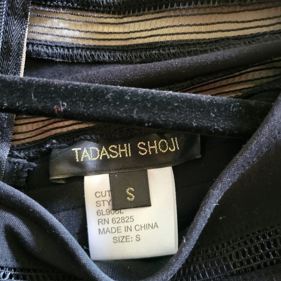 Tadashi shoujo black gown - Picture 8 of 11